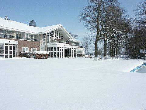 Landhotel De Ijsvogel Sint Nicolaasga ภายนอก รูปภาพ